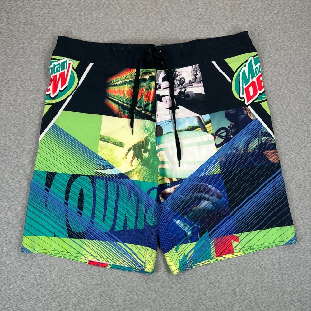 Mountain Dew Board Shorts Mens 40-42 Green Blue Graphic Collage Swim‎ Trunks